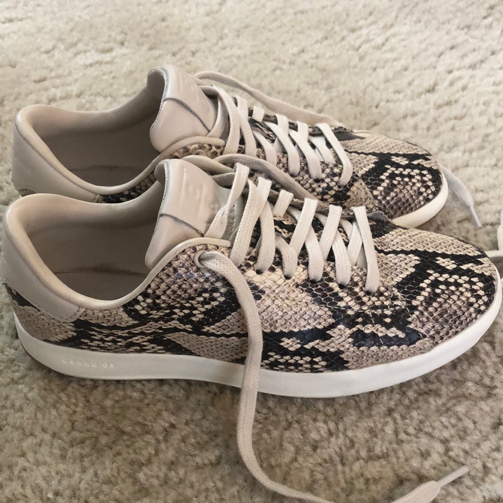 Cole Hahn grandpro sneakers. Worn a couple times, excellent used condition